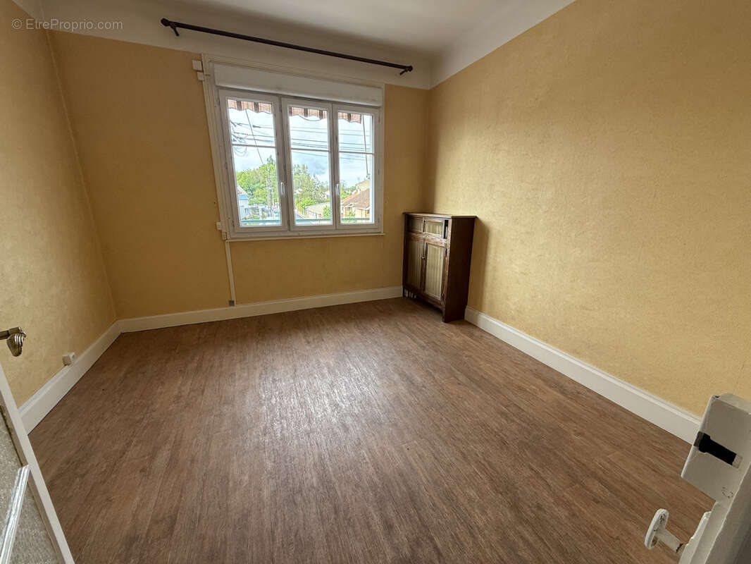 Maison à BELLERIVE-SUR-ALLIER