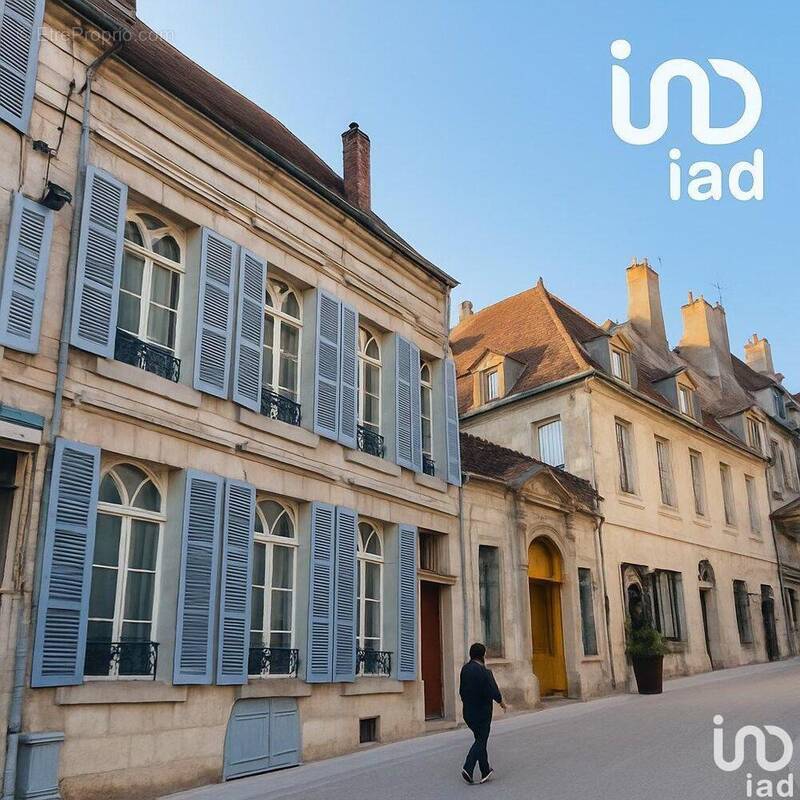 Photo 1 - Commerce à DOLE