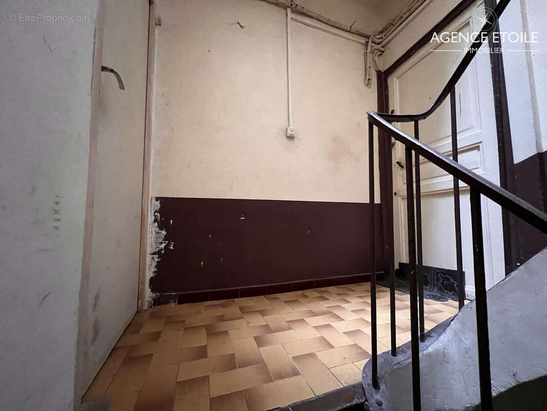 Immeuble de rapport   Marseille - photo 2