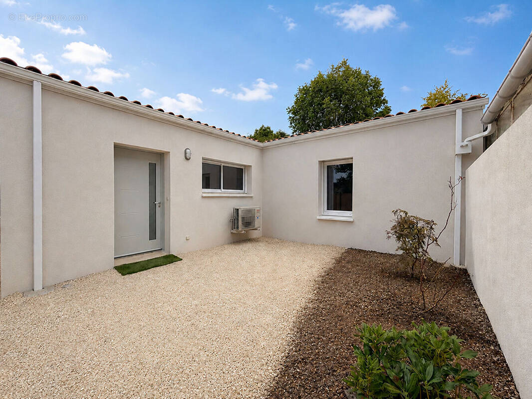 Maison à AYTRE