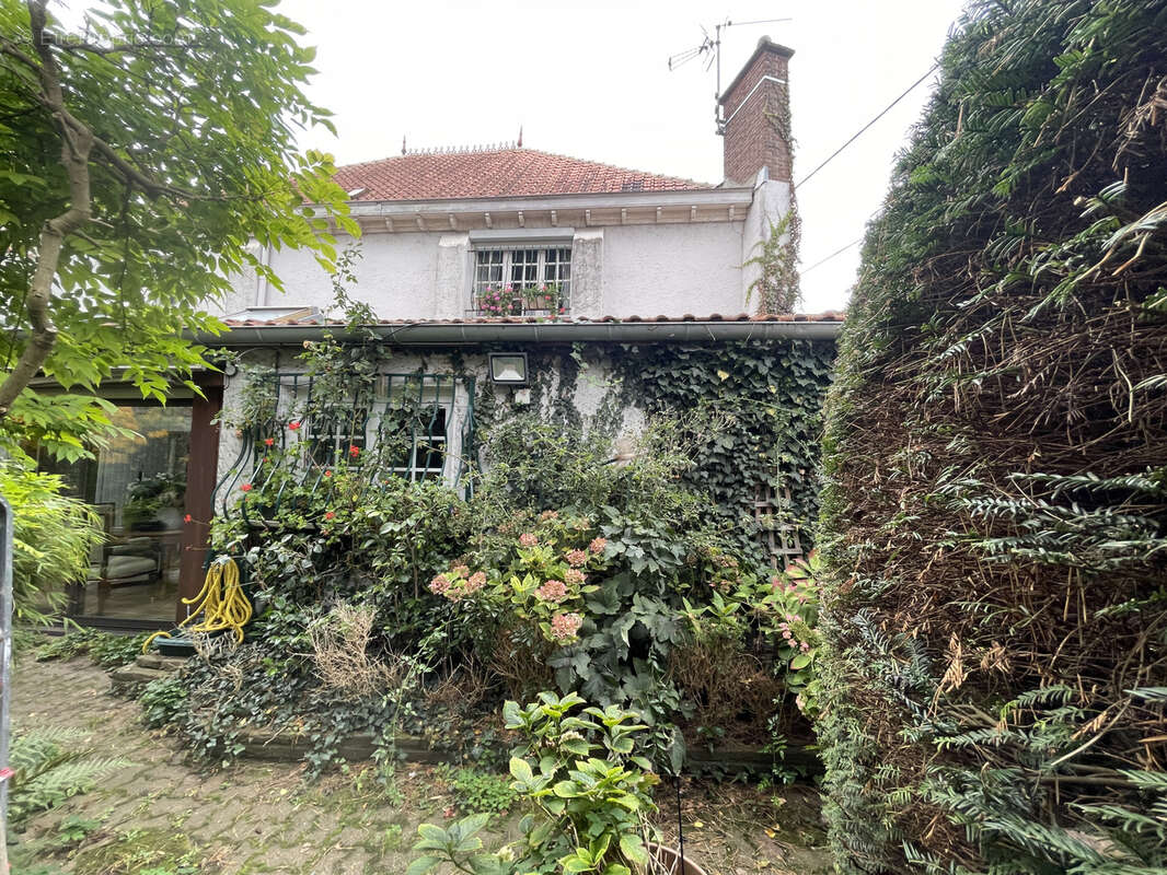 Maison à MERICOURT