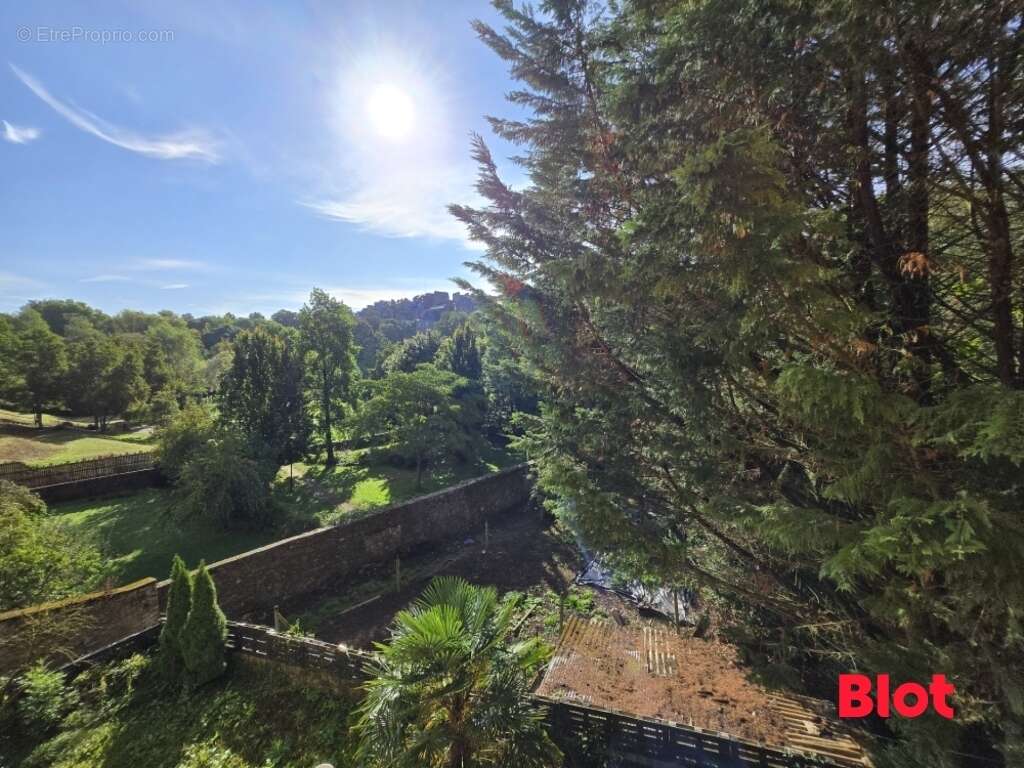 Maison 112 m² à Fougeres  - photo 8