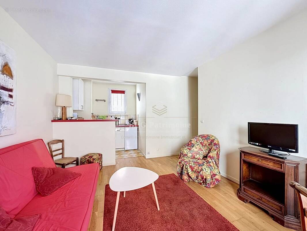 Appartement à PARIS-20E
