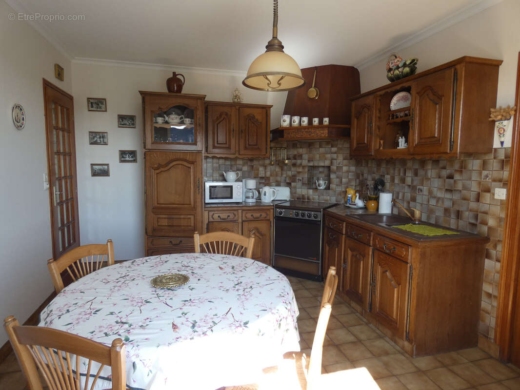 Maison à PLOUGRESCANT