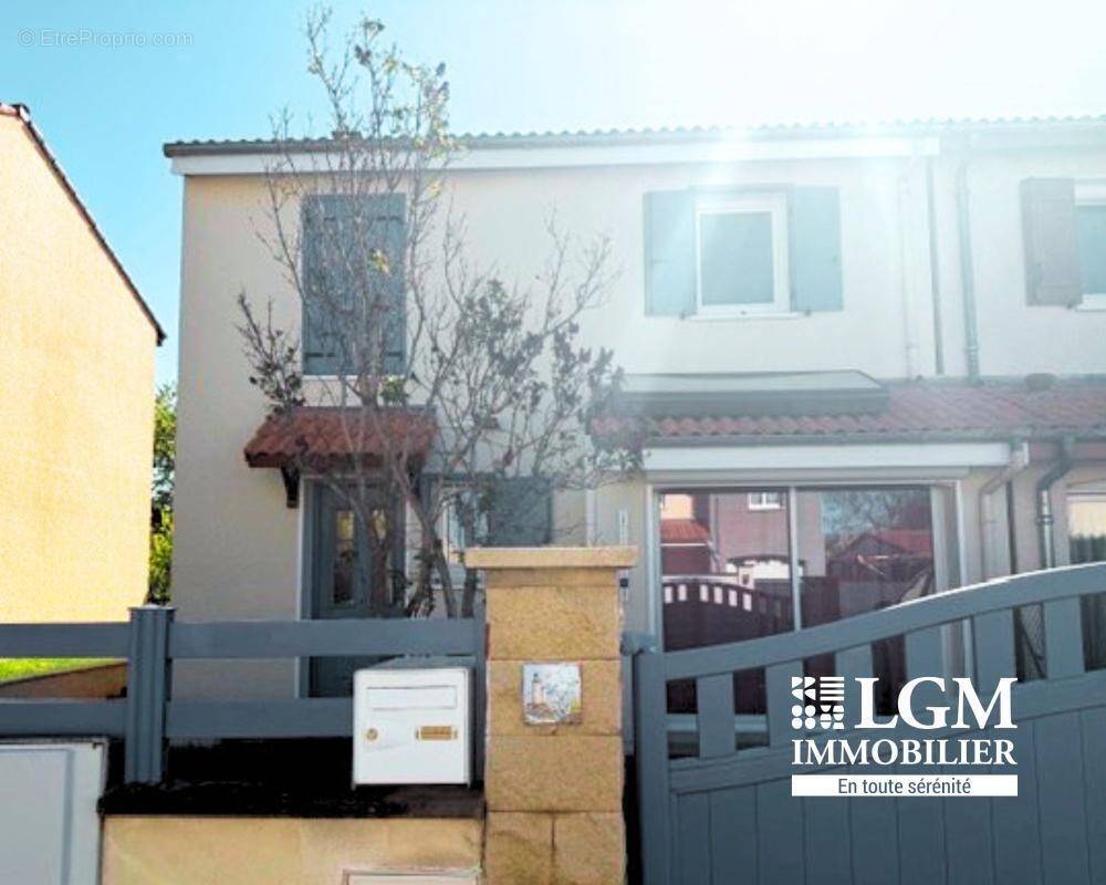 Maison à COURNON-D'AUVERGNE