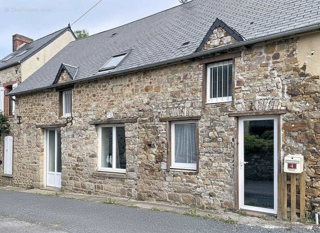 Maison à SAUSSEY