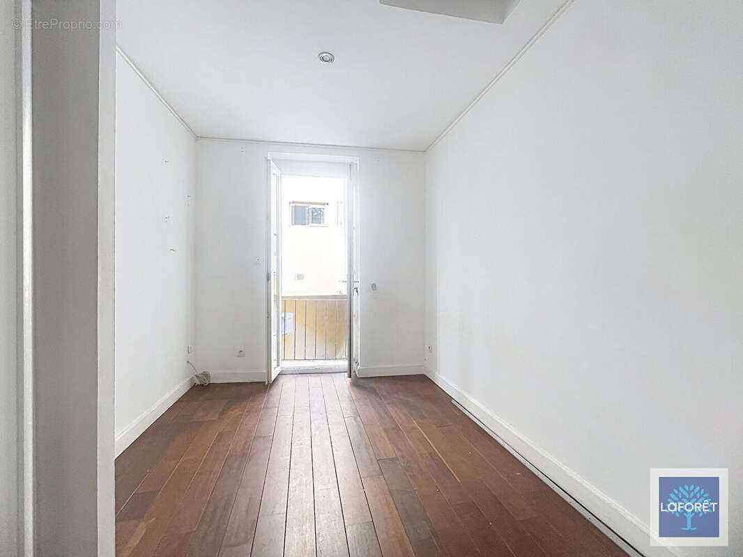 NICE -GAMBETTA / CENTRE-VILLE - Opportunité d'investissement - photo 2