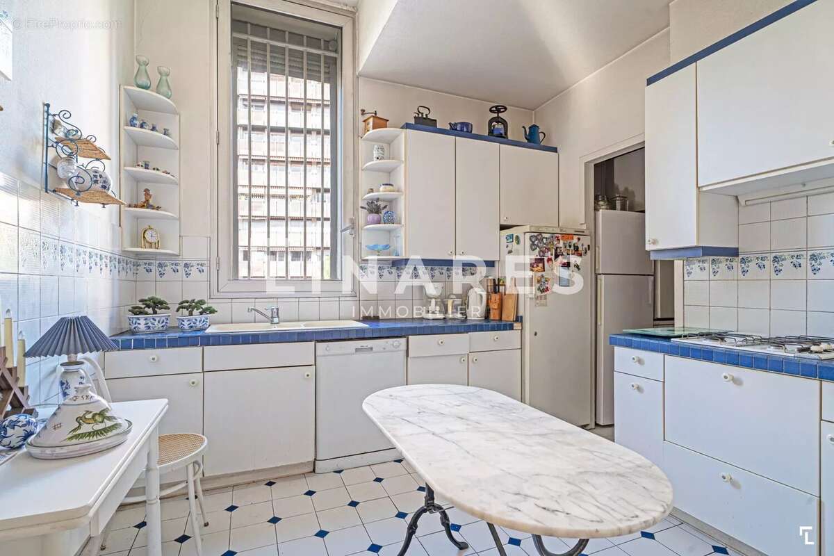 Appartement à MARSEILLE-8E