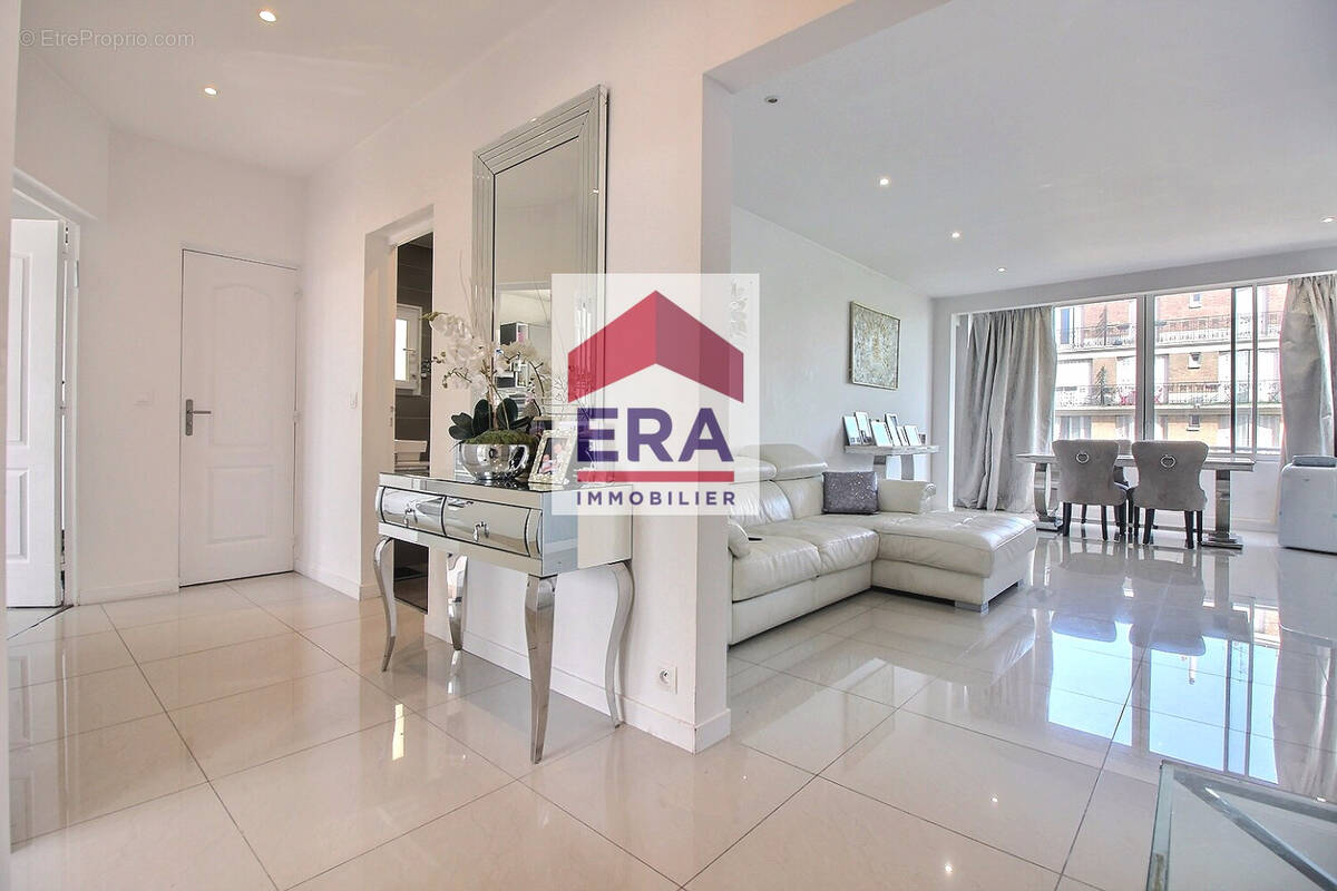 Appartement à SAINT-OUEN