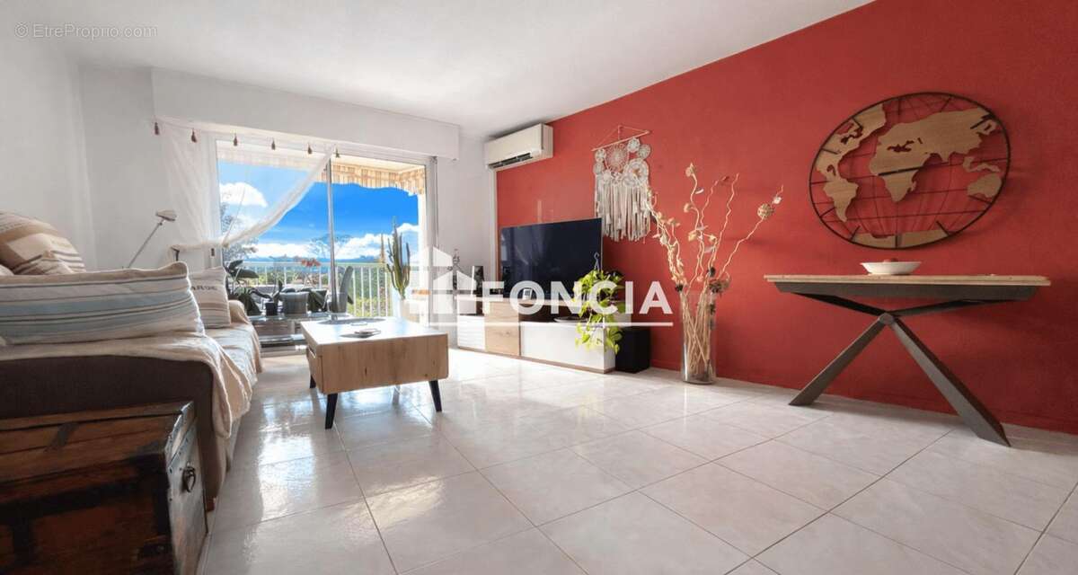 Appartement à SAINT-RAPHAEL