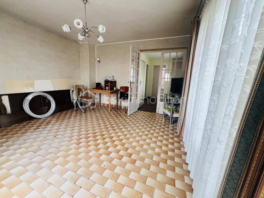 Maison à IVRY-SUR-SEINE