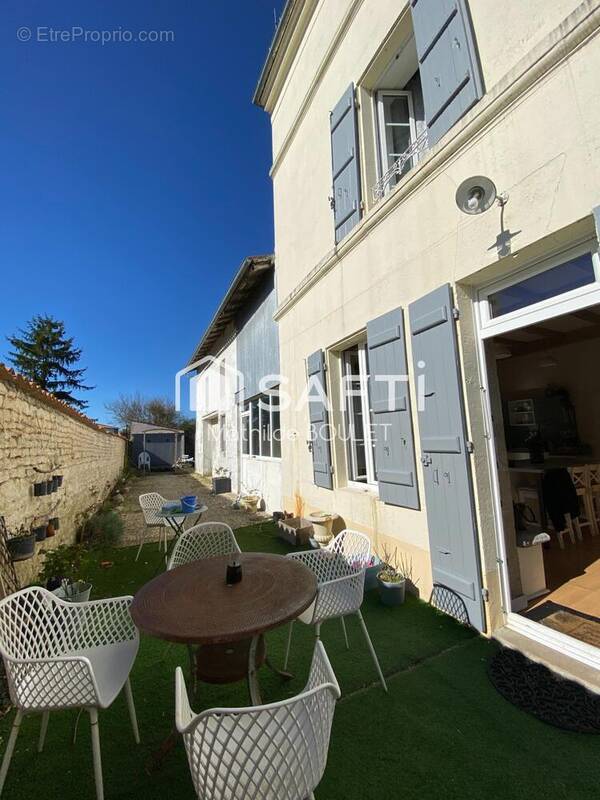 Photo 1 - Maison à MATHA