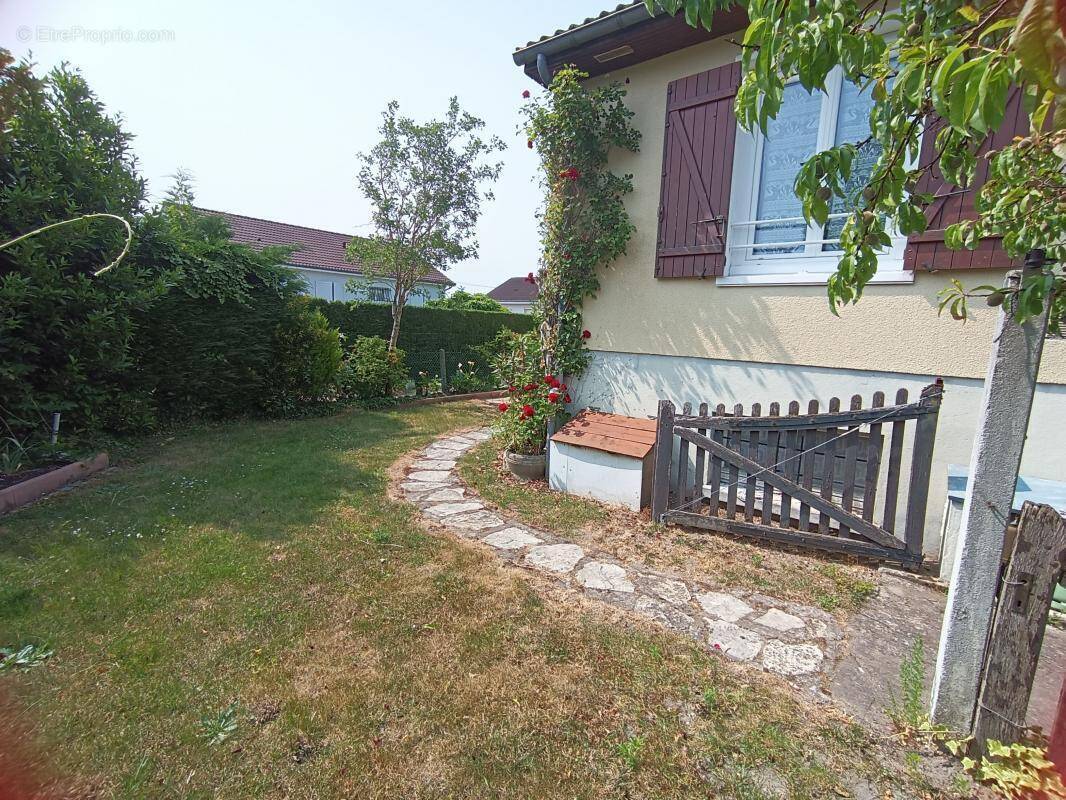 Maison à LA FERTE-SAINT-AUBIN