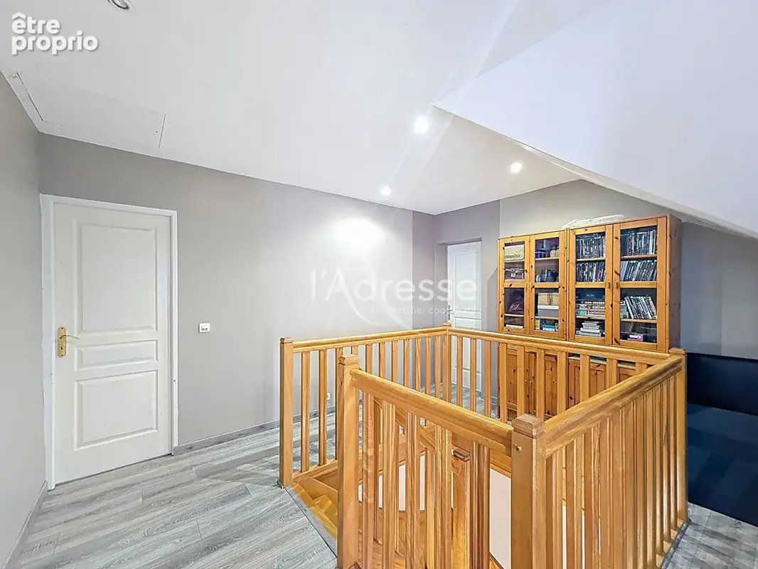 Maison familiale au centre ville de Montévrain - photo 8