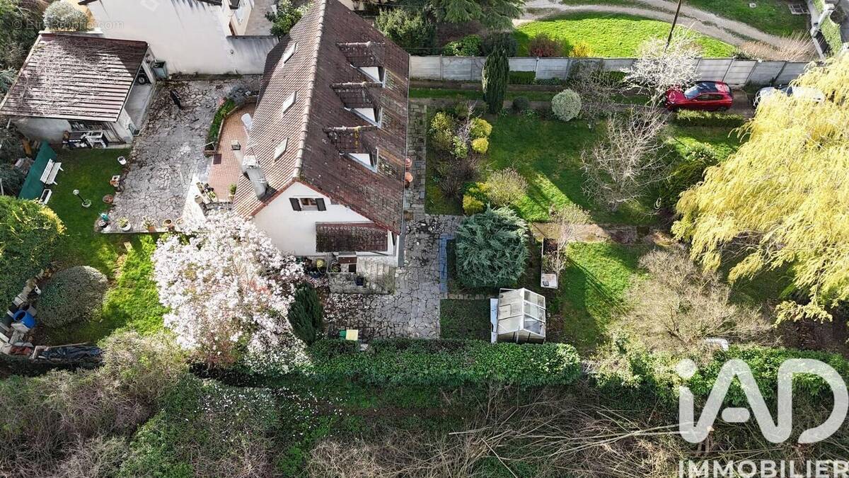 Photo 1 - Maison à MONTFERMEIL