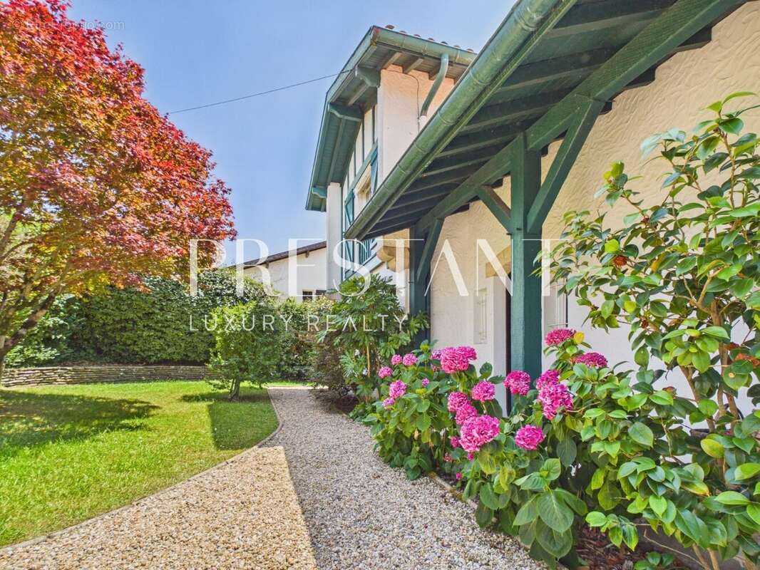 Maison à ARBONNE