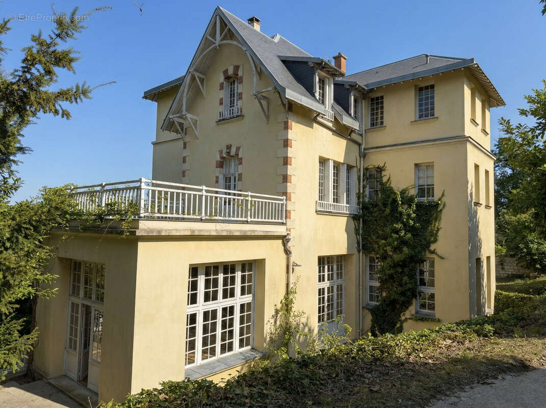Maison à RUEIL-MALMAISON
