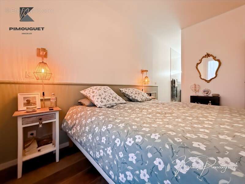 Maison à SAINT-MAGNE-DE-CASTILLON