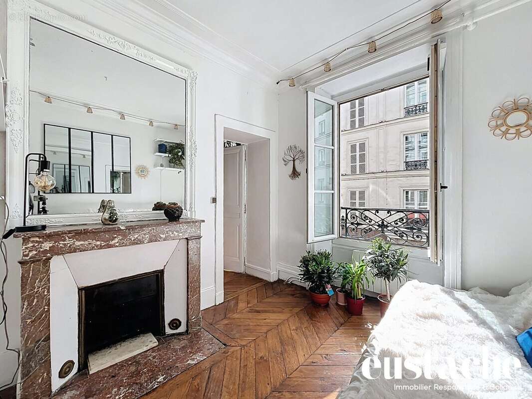 Appartement à PARIS-9E