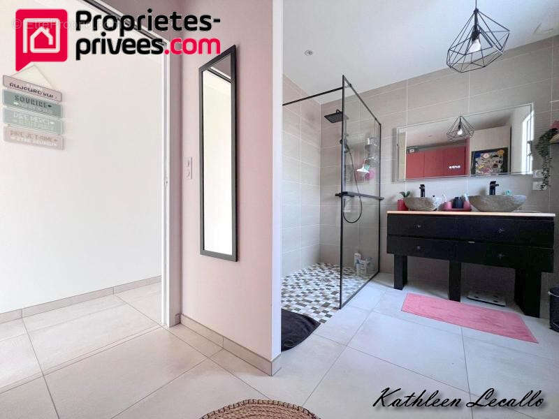 Maison Guerande 7 pièce(s) 141 m2 - photo 8
