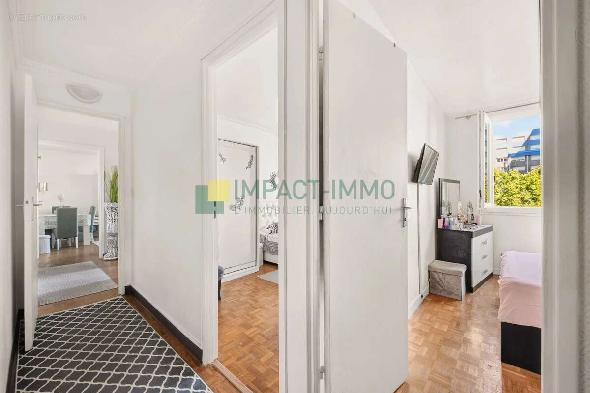 Appartement à CLICHY