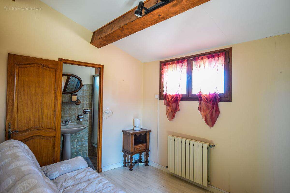 Maison 105 m² — Terrain constructible 2400 m² — Domazan, limite directe Rochefort du Gard - photo 16