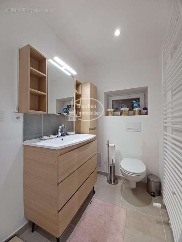 Maison 102 m² à Cronat  - photo 7