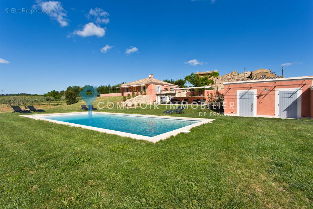Maison à ROUSSILLON
