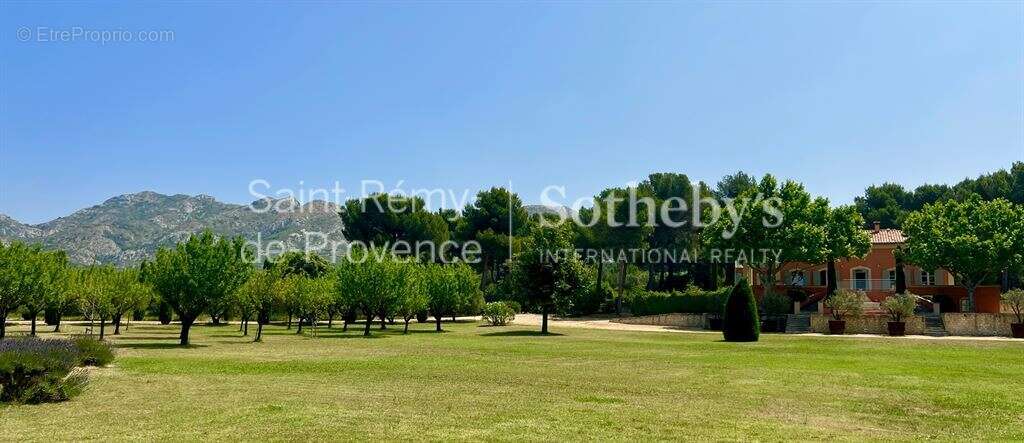 Maison à MAUSSANE-LES-ALPILLES