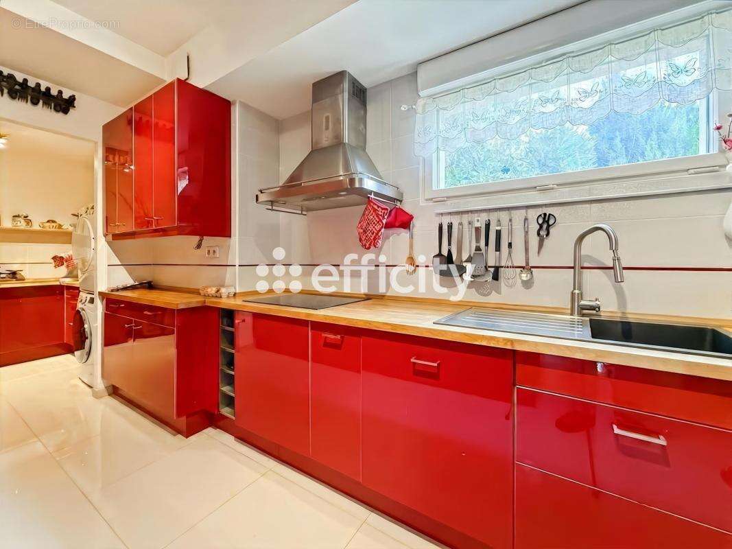 Maison 149 m² à Saint-Regle  - photo 5