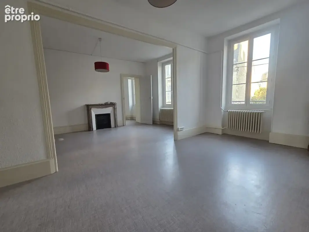 Appartement 5 pièces 107 m² à vendre à Nevers (58000) - photo 2