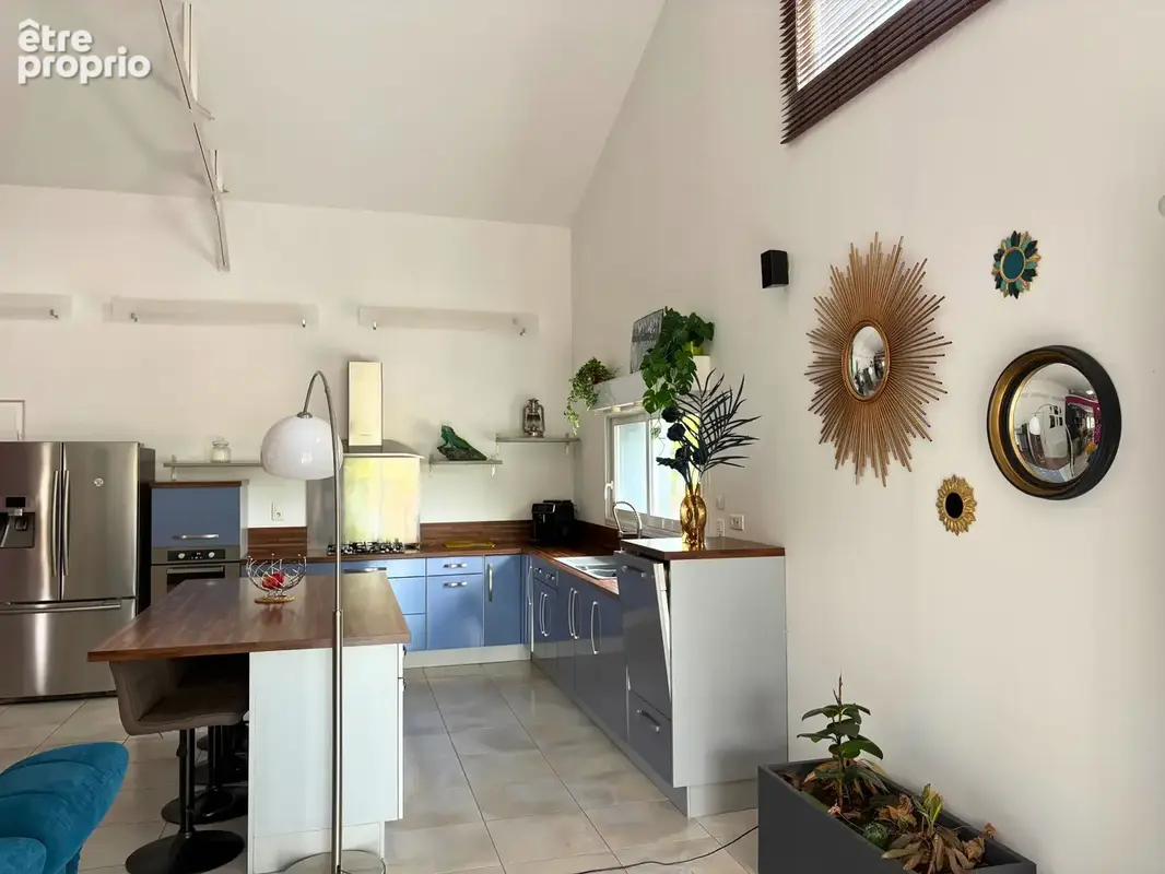 MAISON FAMILIALE contemporaine dans un écrin de verdure - photo 7