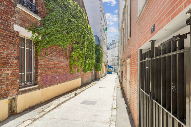 Appartement à PARIS-18E