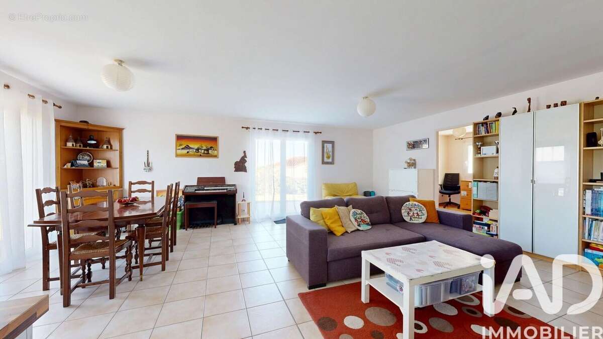 Photo 2 - Maison à COUFFE