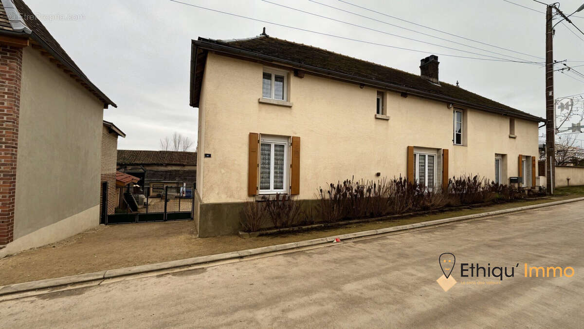 Maison à BETIGNICOURT