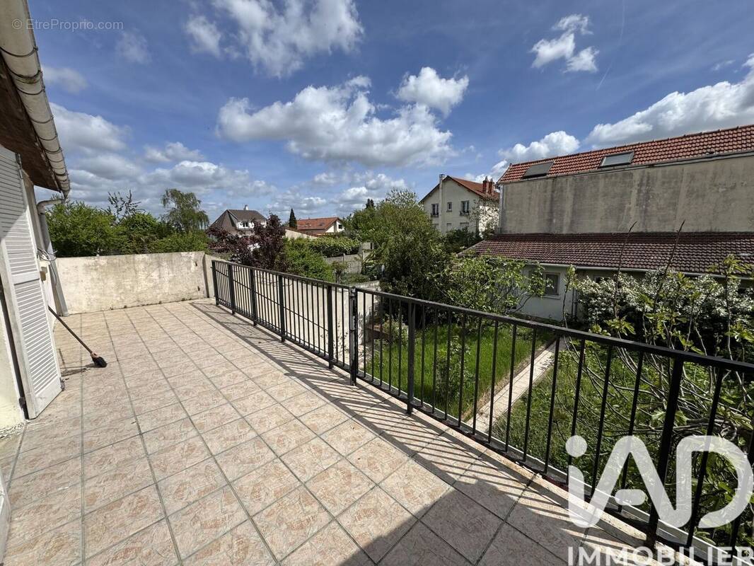 Photo 1 - Maison à MORANGIS