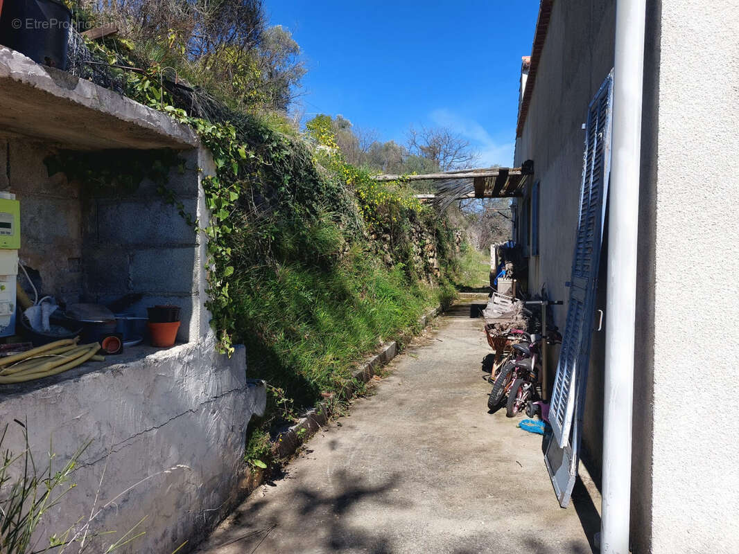 Maison à BREIL-SUR-ROYA