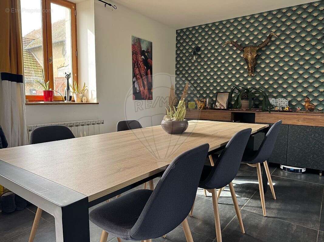 Maison à NERONDES