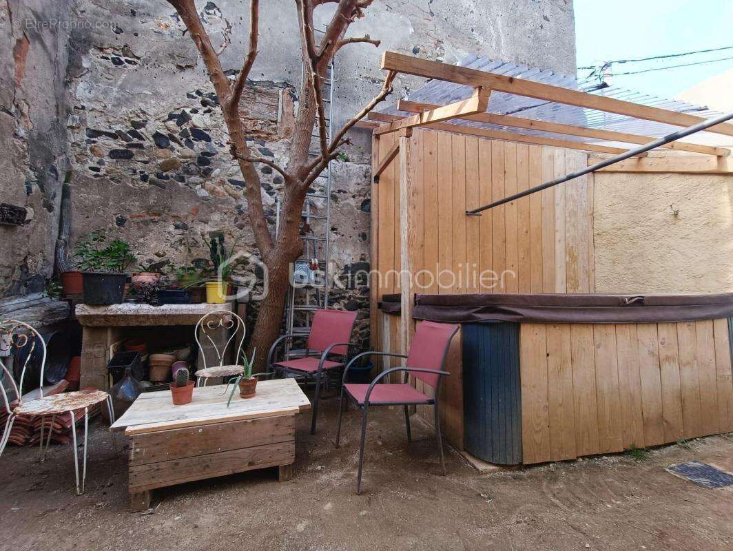 Maison à CASES-DE-PENE