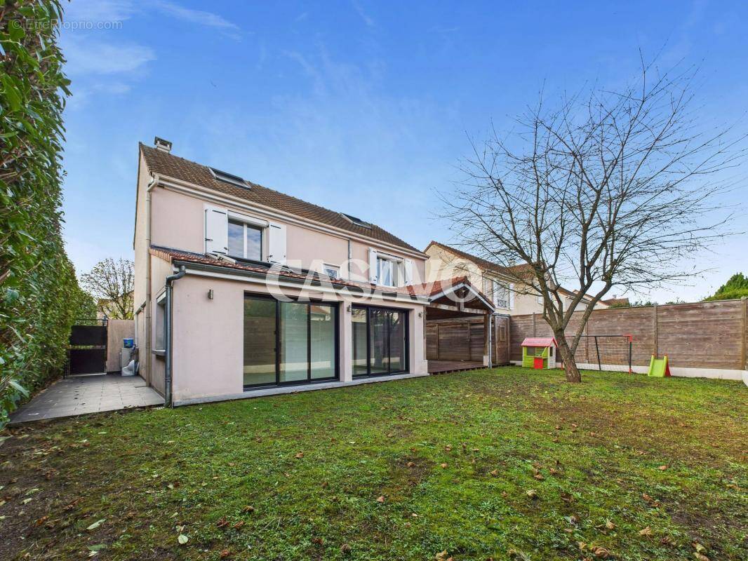 Maison à SAINT-BRICE-SOUS-FORET