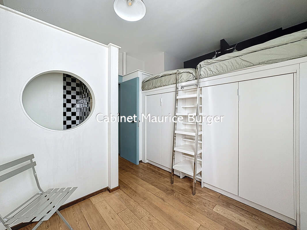 Appartement à PARIS-2E