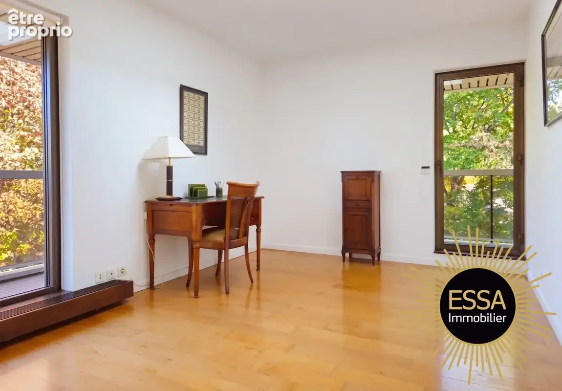 Appartement 5 pièces 135 m² à vendre à Rocquencourt (78150) - photo 7
