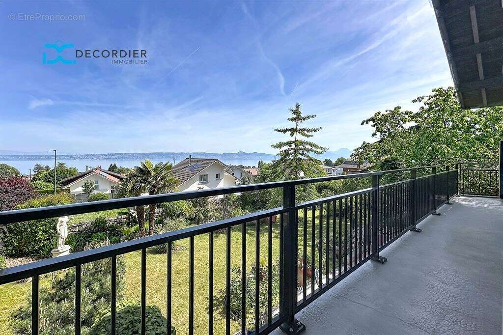 Maison à MAXILLY-SUR-LEMAN