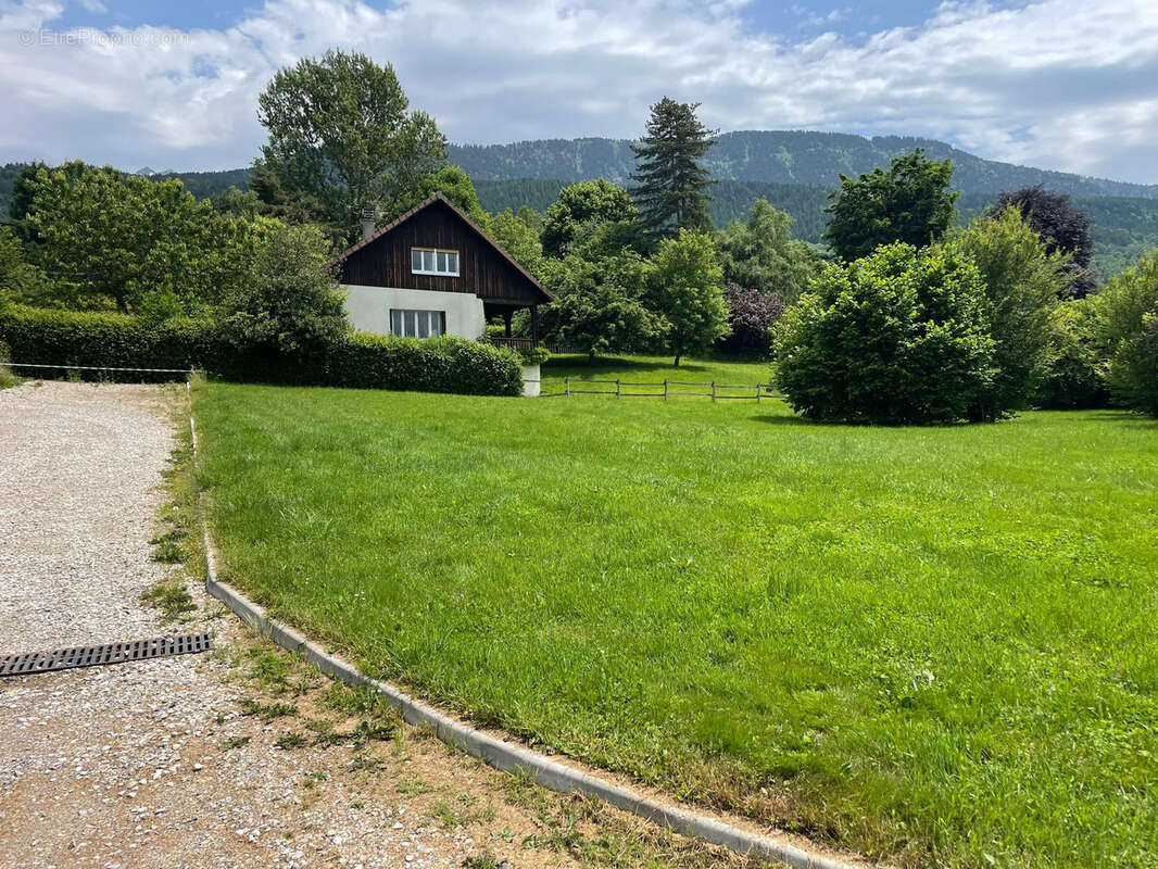 Terrain à SAINT-MARTIN-D&#039;URIAGE