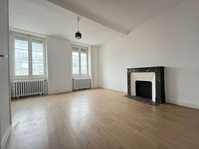 Maison à CHENEDOLLE