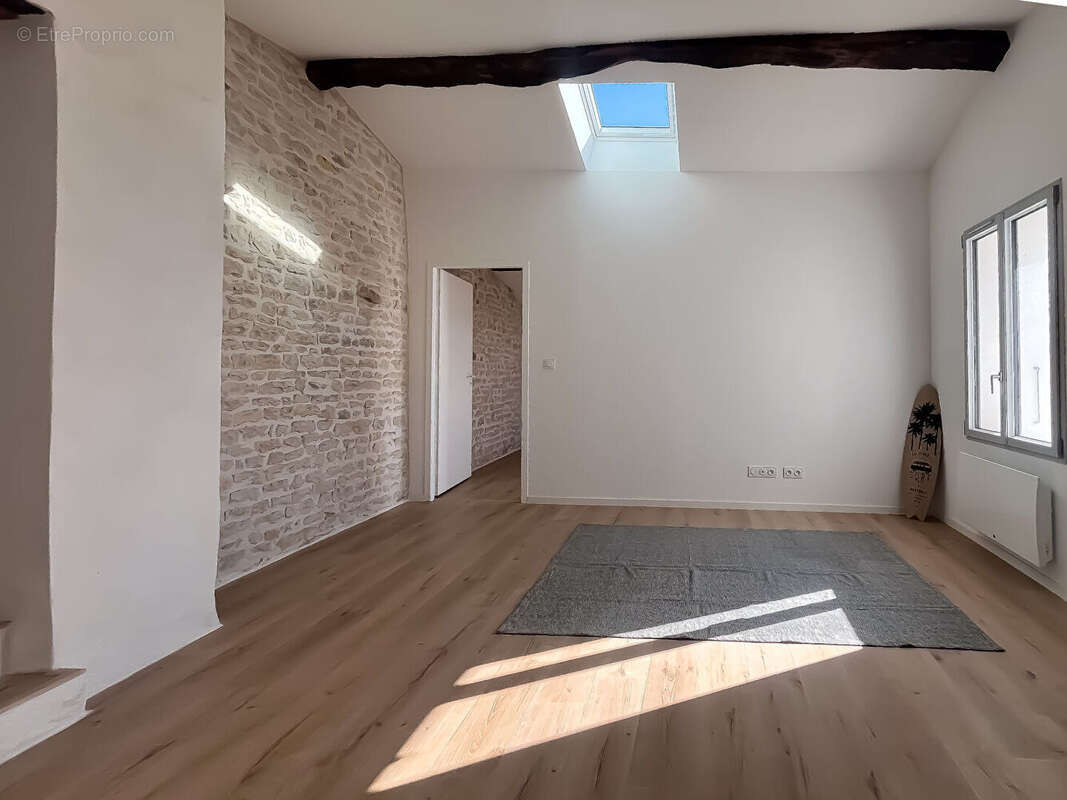 Maison à SAINTE-SOULLE