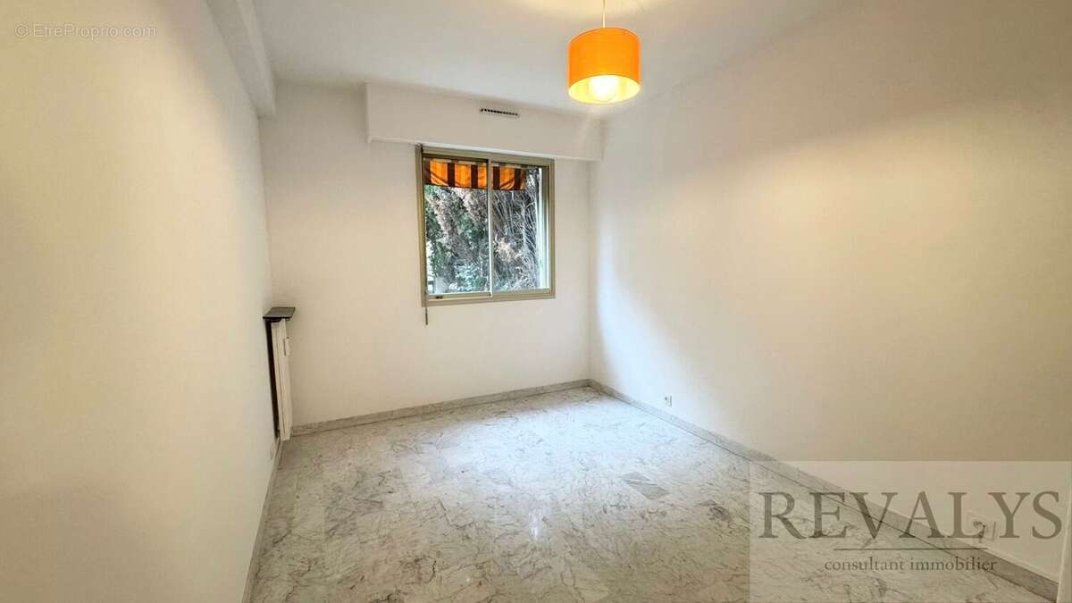 Appartement à BEAULIEU-SUR-MER