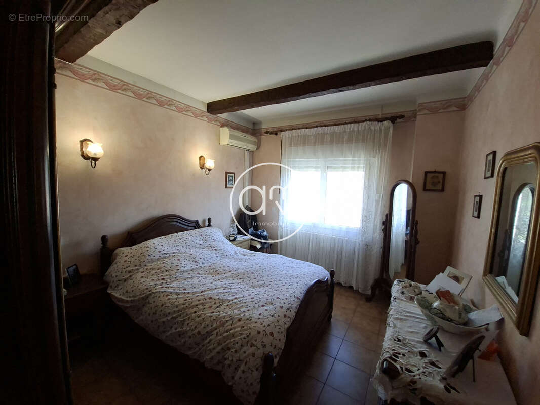 Maison à LA VALETTE-DU-VAR
