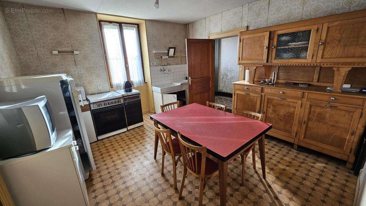 Maison à ALBENS