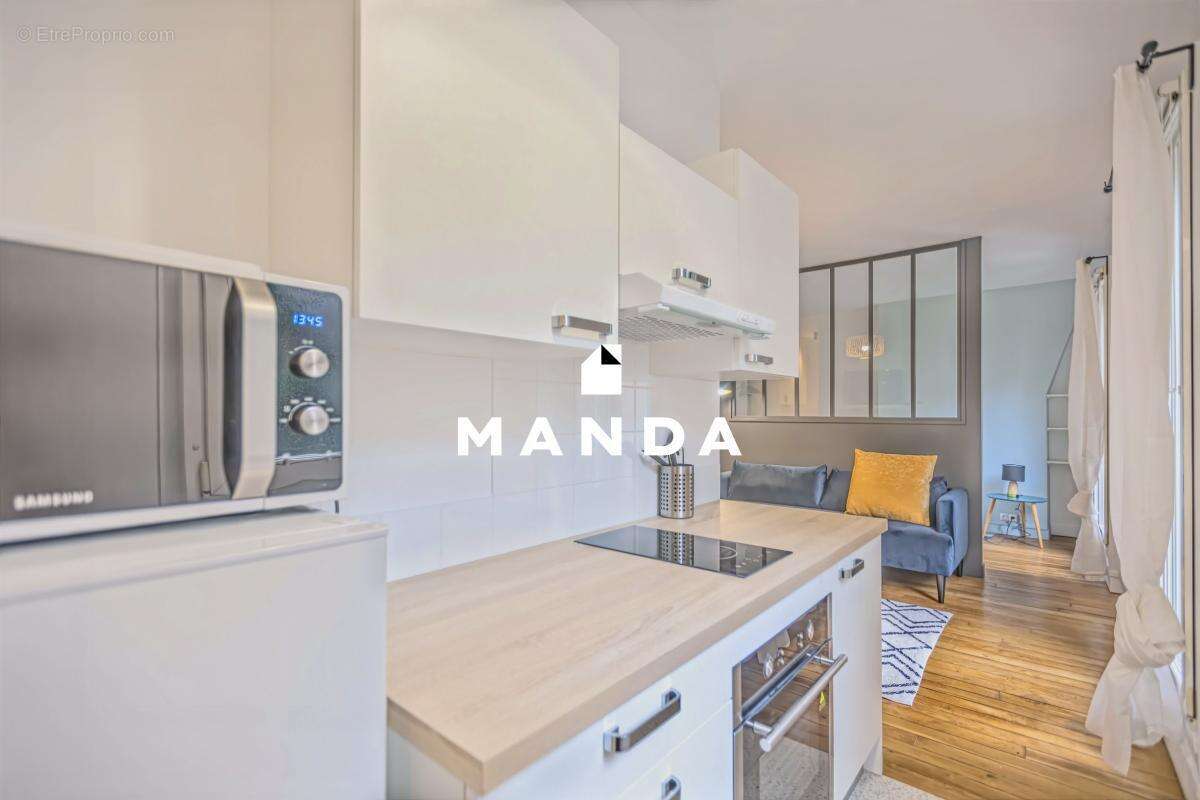 Appartement à PARIS-20E